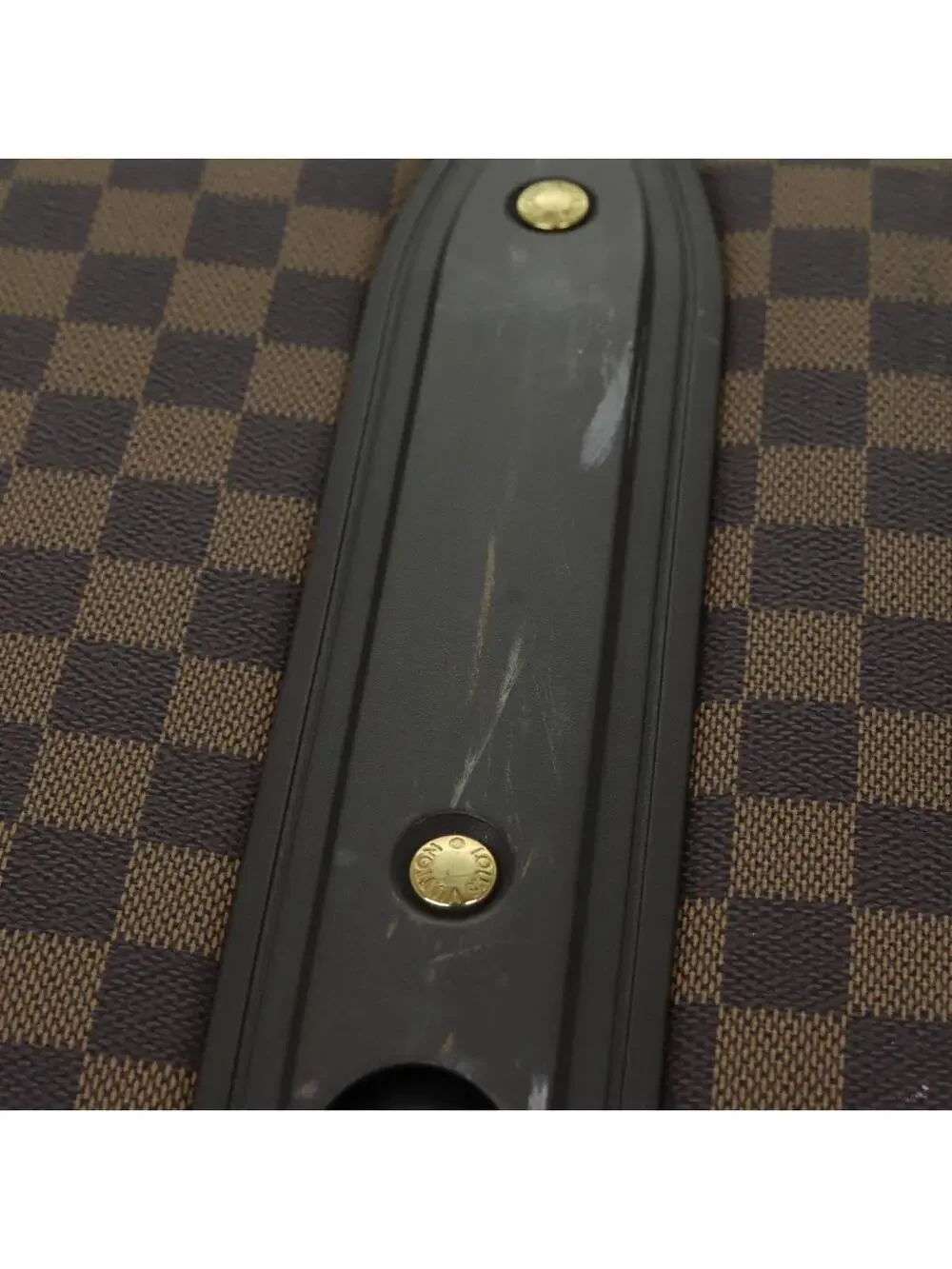 Louis Vuitton business making signature